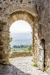 Image showing archway in San Quirico