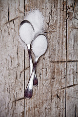 Image showing sugar in two spoons 