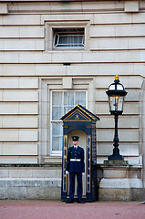 Image showing London Gaurd at Buckingham Palace