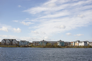 Image showing Homes  by the lake