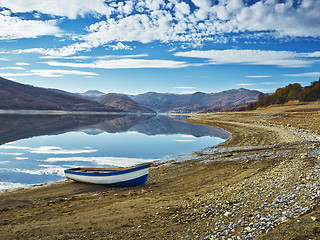 Image showing boat at coast