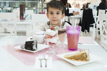 Image showing Cake and a milkshake in confectionery