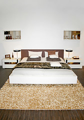 Image showing Twin bed