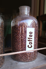 Image showing coffee grains in glass vessel