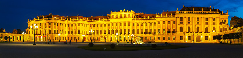 Image showing Schonbrunn palace in Vienna in the evening