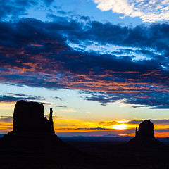 Image showing Monument Valley Sunrise