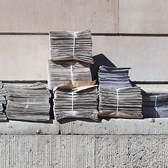 Image showing Free Newspapers