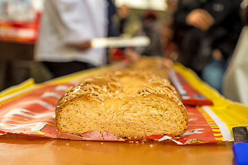 Image showing Braided yeast bun   