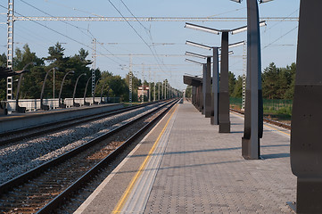 Image showing Railroad tracks and perron