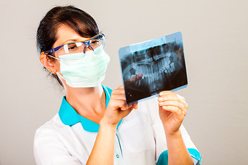 Image showing Dentist with xray