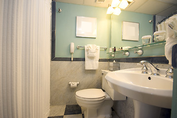 Image showing luxury hotel bathroom