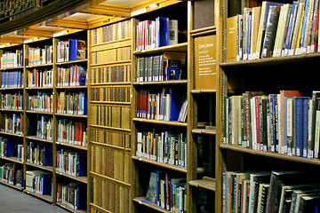 Image showing Library shelf