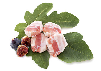 Image showing cheese, bacon and fig