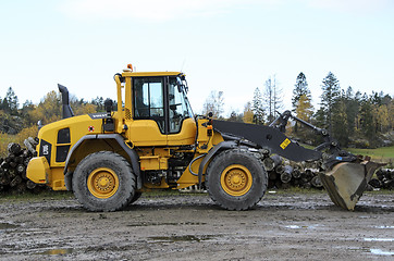 Image showing wheel loaders