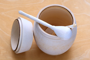 Image showing a barrel of honey with spoon