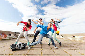 Image showing group of teenagers dancing