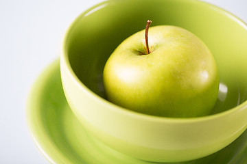 Image showing green apple in green bowl