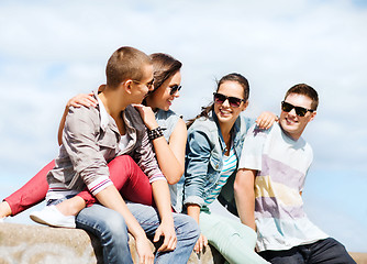 Image showing group of teenagers hanging out