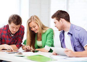 Image showing students browsing in tablet pc at school