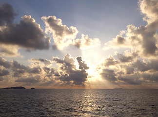 Image showing Sunrise over the ocean