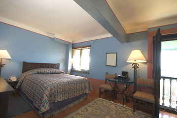 Image showing luxury hotel suite