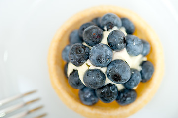 Image showing blueberry cream cupcake