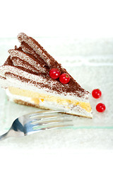 Image showing whipped cream and ribes dessert cake slice