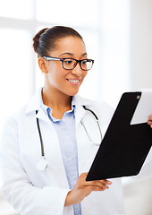 Image showing african female doctor in hospital