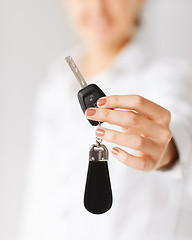 Image showing woman hand holding car key