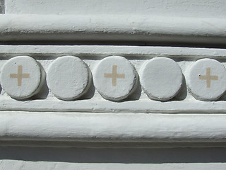 Image showing Cross pattern on a white wall