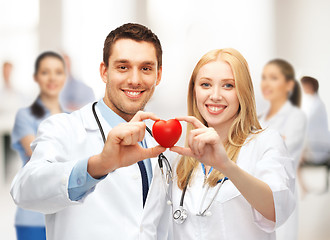 Image showing cardiologists with heart