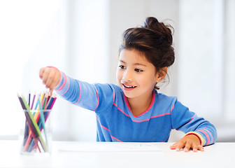 Image showing little girl drawing