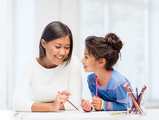 Image showing mother and daughter drawing