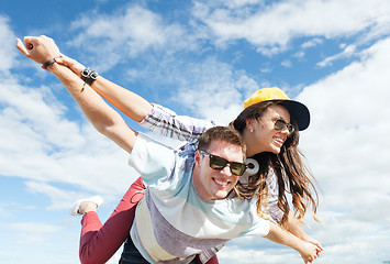 Image showing teenagers having fun outside