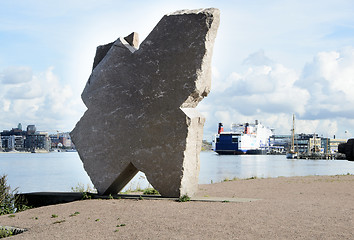 Image showing Monument in harbour