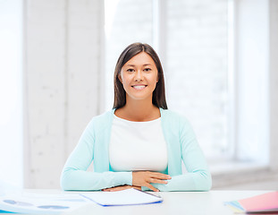 Image showing international student studying in college