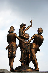 Image showing Bronze statues