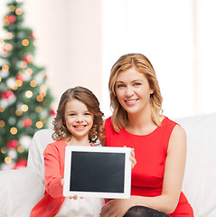 Image showing mother and daughter with tablet pc