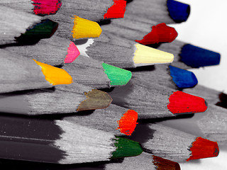 Image showing crayons