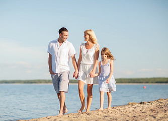 Image showing happy family at the seaside