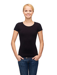 Image showing woman in blank black t-shirt