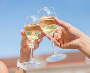 Image showing couple drinking wine in cafe