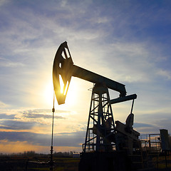 Image showing oil pump at sunset