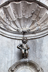 Image showing Manneken Pis statue in Brussels