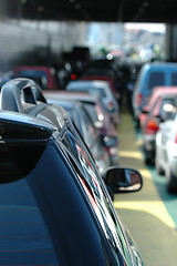 Image showing Waiting cars