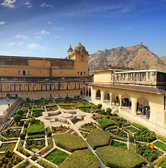 Image showing garden in amber fort - Jaipur