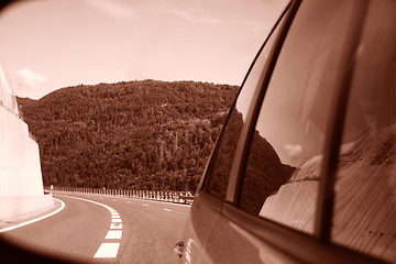 Image showing Car mirror reflection