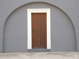 Image showing Archway with door