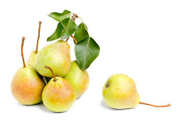 Image showing ripe pears isolated on white background 