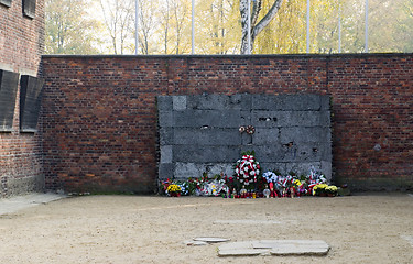 Image showing memorial at the wall at Auschwitz German Nazi concentration deat